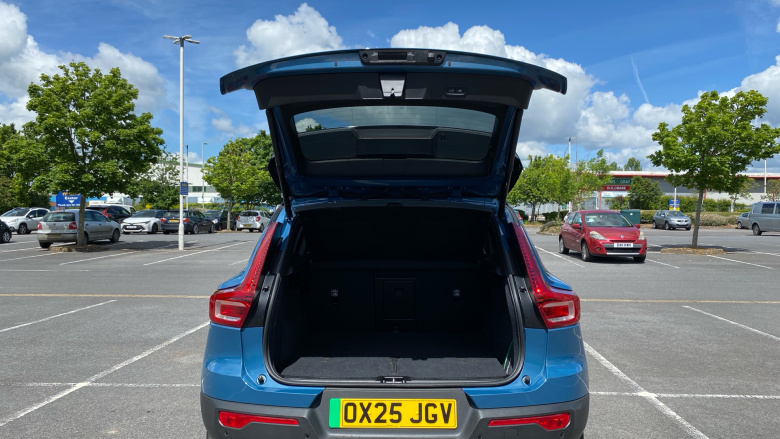 Volvo EX40 185kW Extended Range Plus 78kWh 5dr Auto Electric Estate